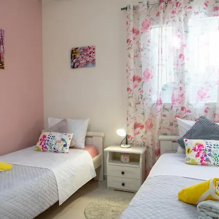 Private Bella Luna By 