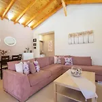Private Bella Luna By 