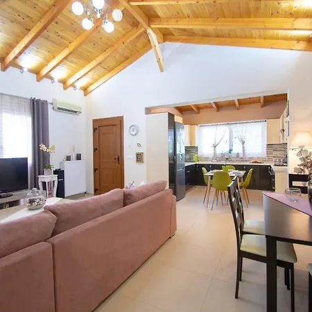 Βίλα Private Bella Luna By 