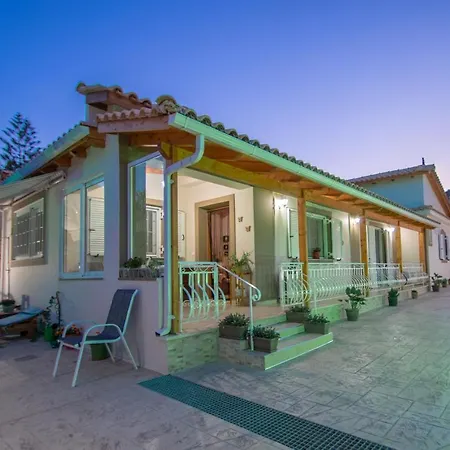 Private Bella Luna By 