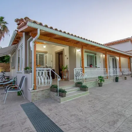 Private Bella Luna By 